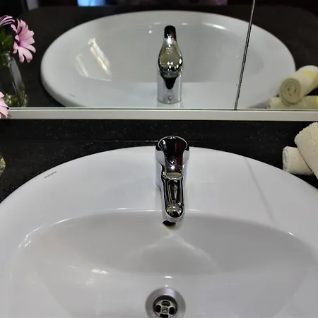 Bed & Breakfast Calma Do Mar Madalena (Azores)