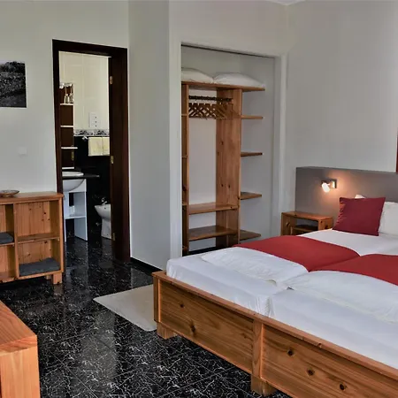 卡尔马杜马尔住宿加早餐旅馆 3*