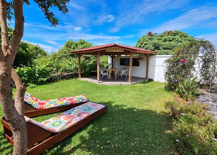 Bed & Breakfast Calma Do Mar Madalena (Azores)